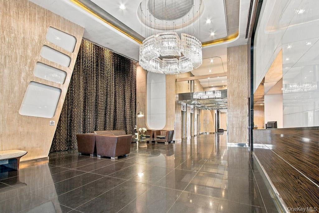 111 Fulton Street 613