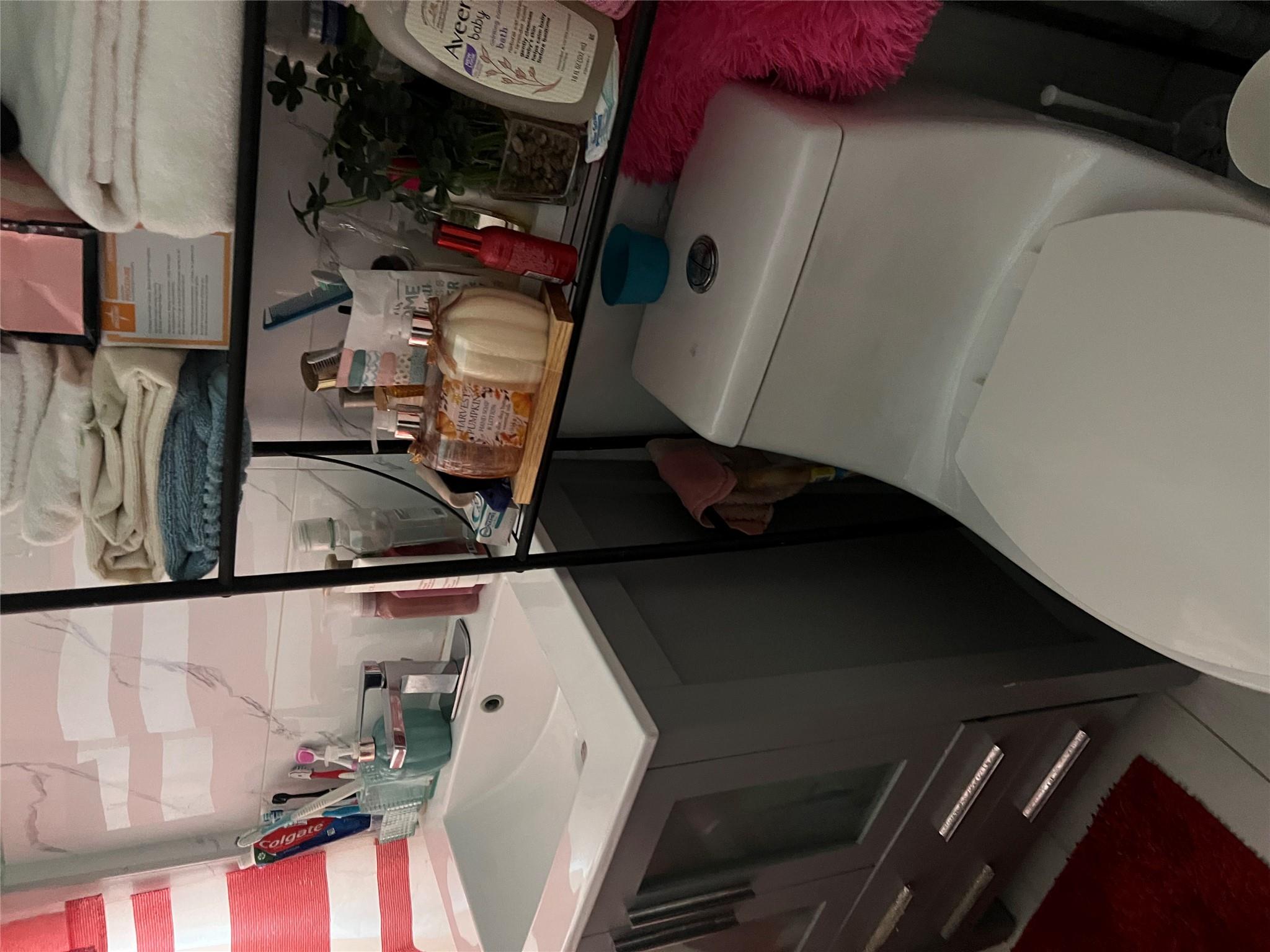 4026 Paulding Avenue