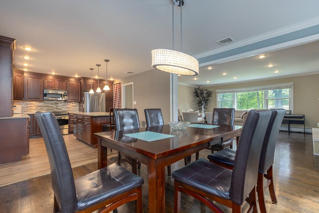 17 N Fairview Avenue, Nanuet, New York image 1
