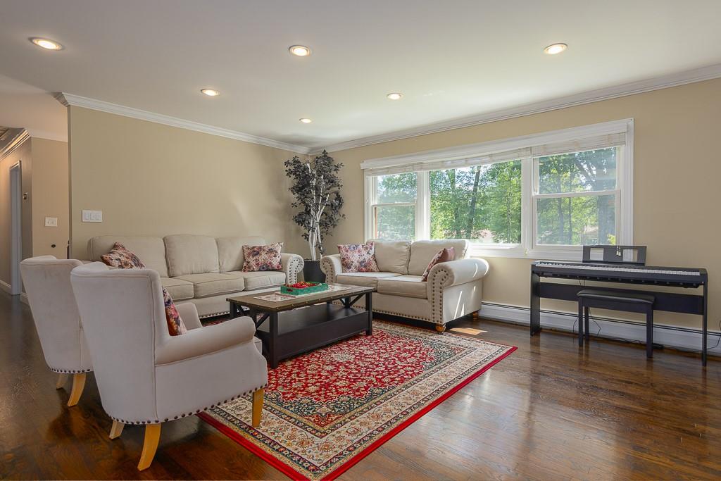 17 N Fairview Avenue, Nanuet, New York image 9