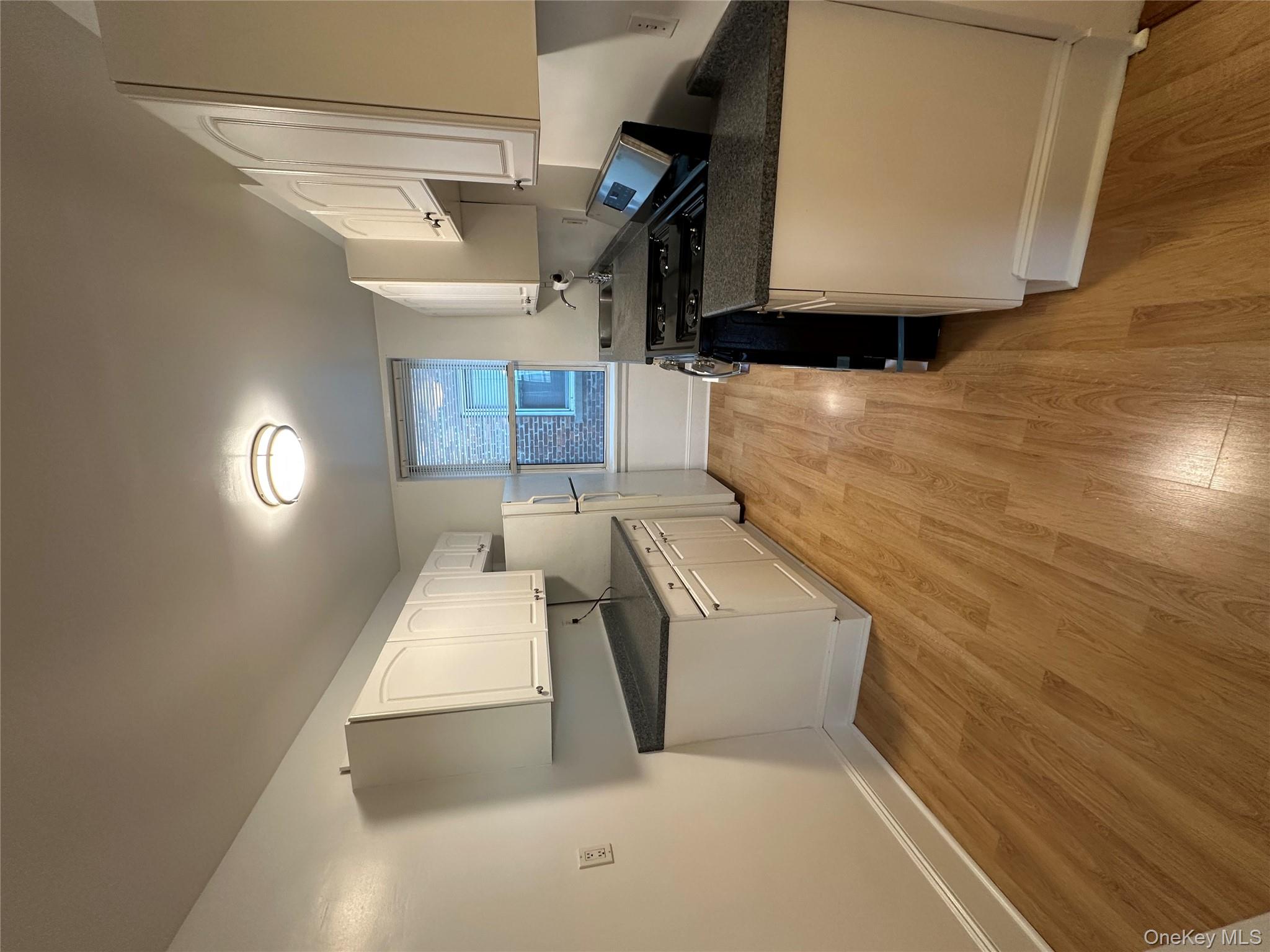 40 Fairview Avenue 5