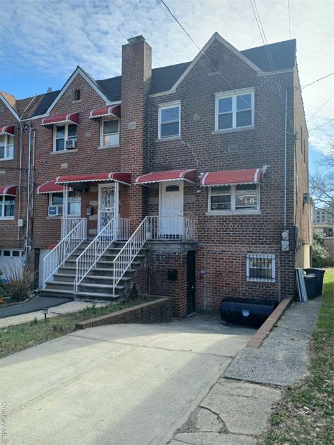 1042 E 233rd Street Bronx NY 10466