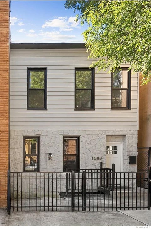 Homes For Sale - 1588 Lincoln Place<br/> Brooklyn, NY 11233