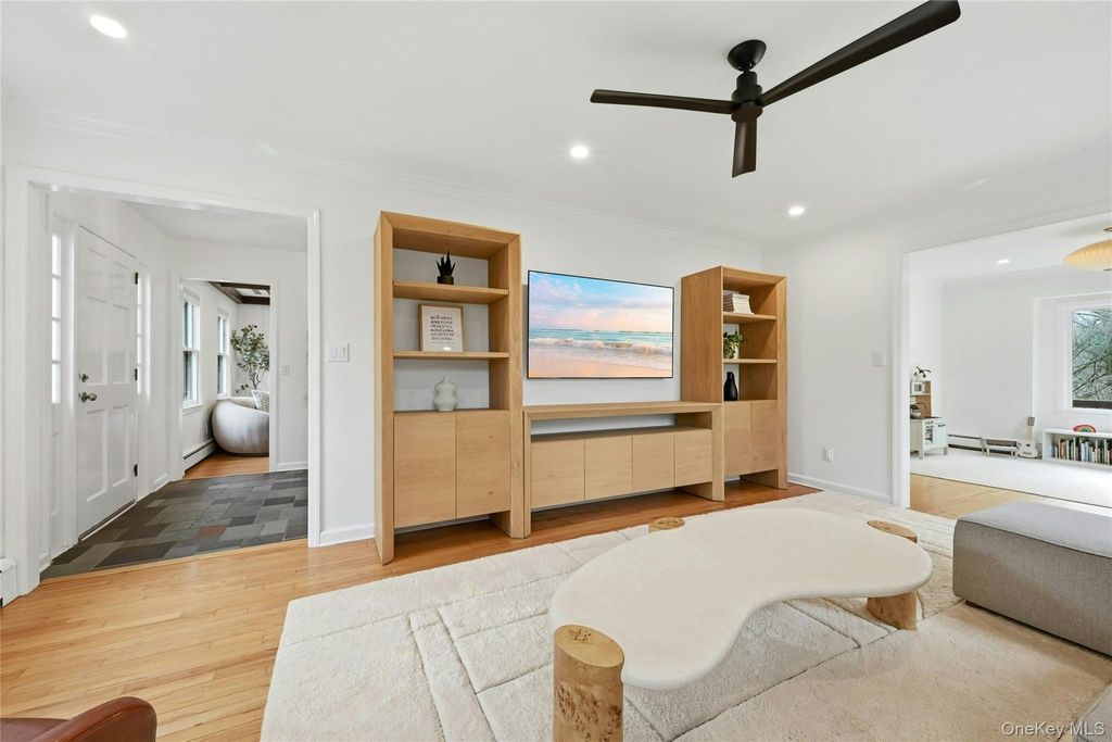 Photo of 10 Woodhull Road, East Setauket, NY 11733 (MLS # 962665)