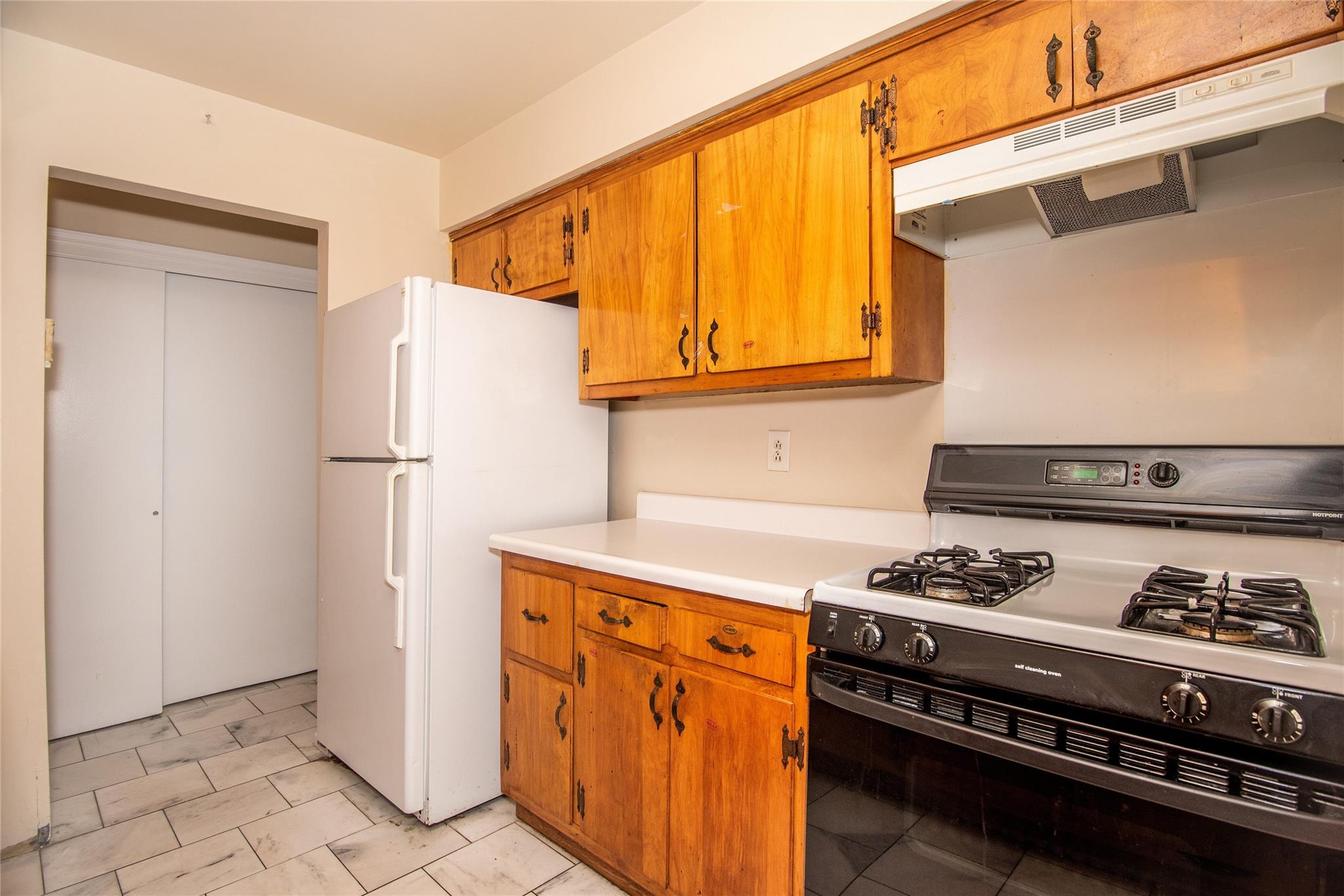 142 Kearsing Parkway #A, Monsey, New York image 10