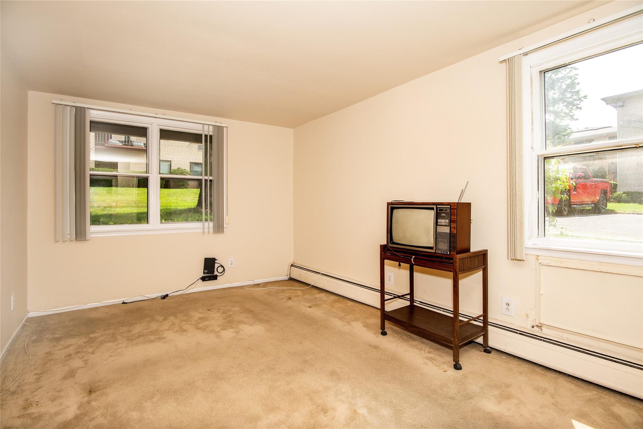 142 Kearsing Parkway #A, Monsey, New York image 13