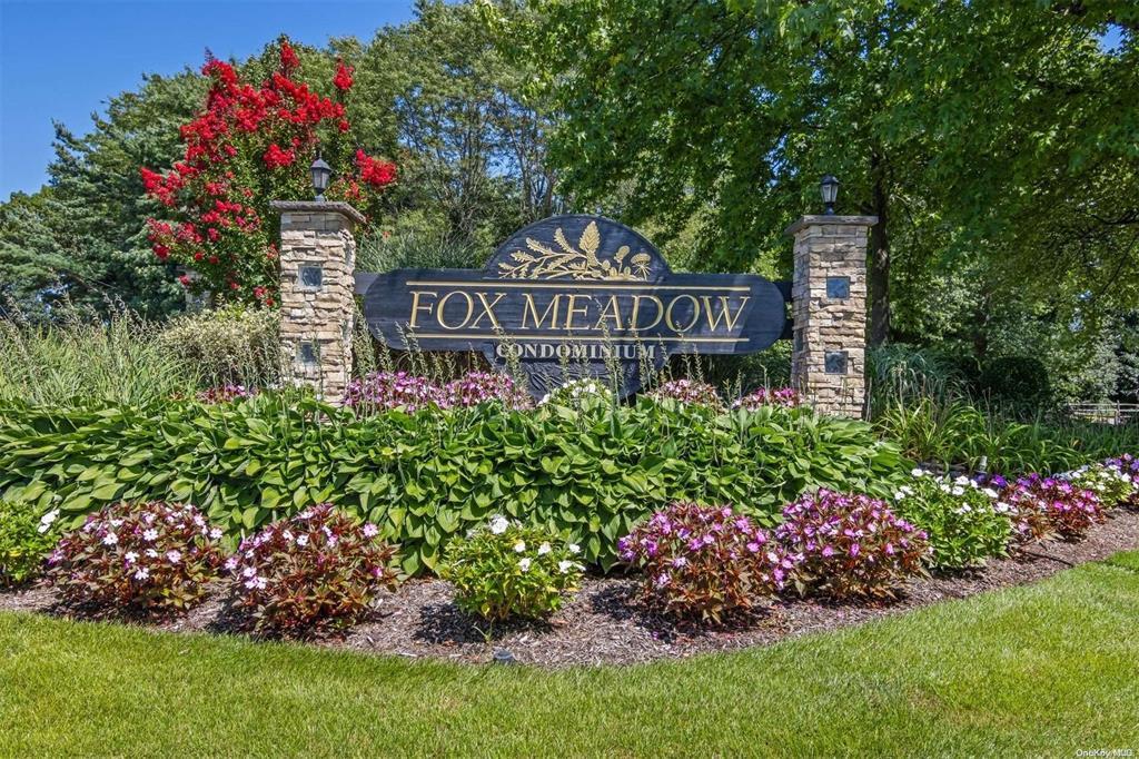 903 Sara Circle, Port Jefferson Station, New York image 2
