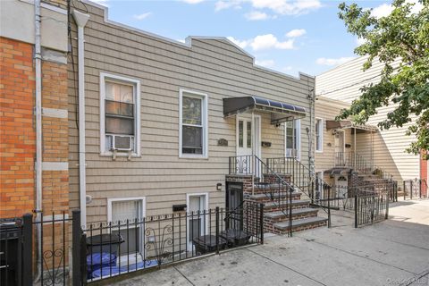 Multifamily For Sale - 43-14 30th Avenue<br/> Astoria, NY 11103
