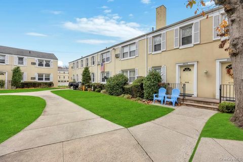 Photo of 252-15 72nd Avenue #166A, Bellerose, NY 11426 (MLS # 935716)