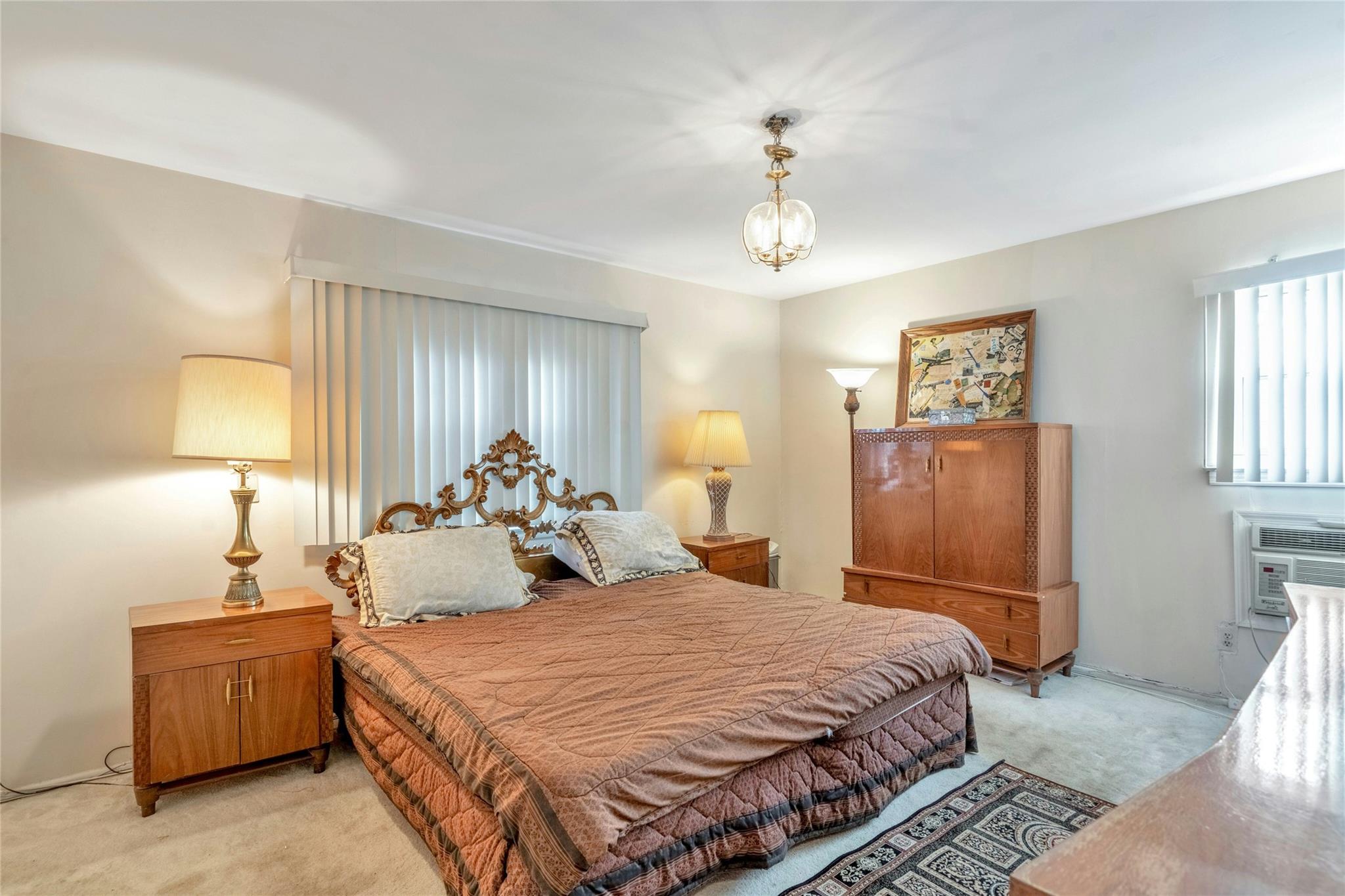 19 Brook Path, Plainview, New York image 14