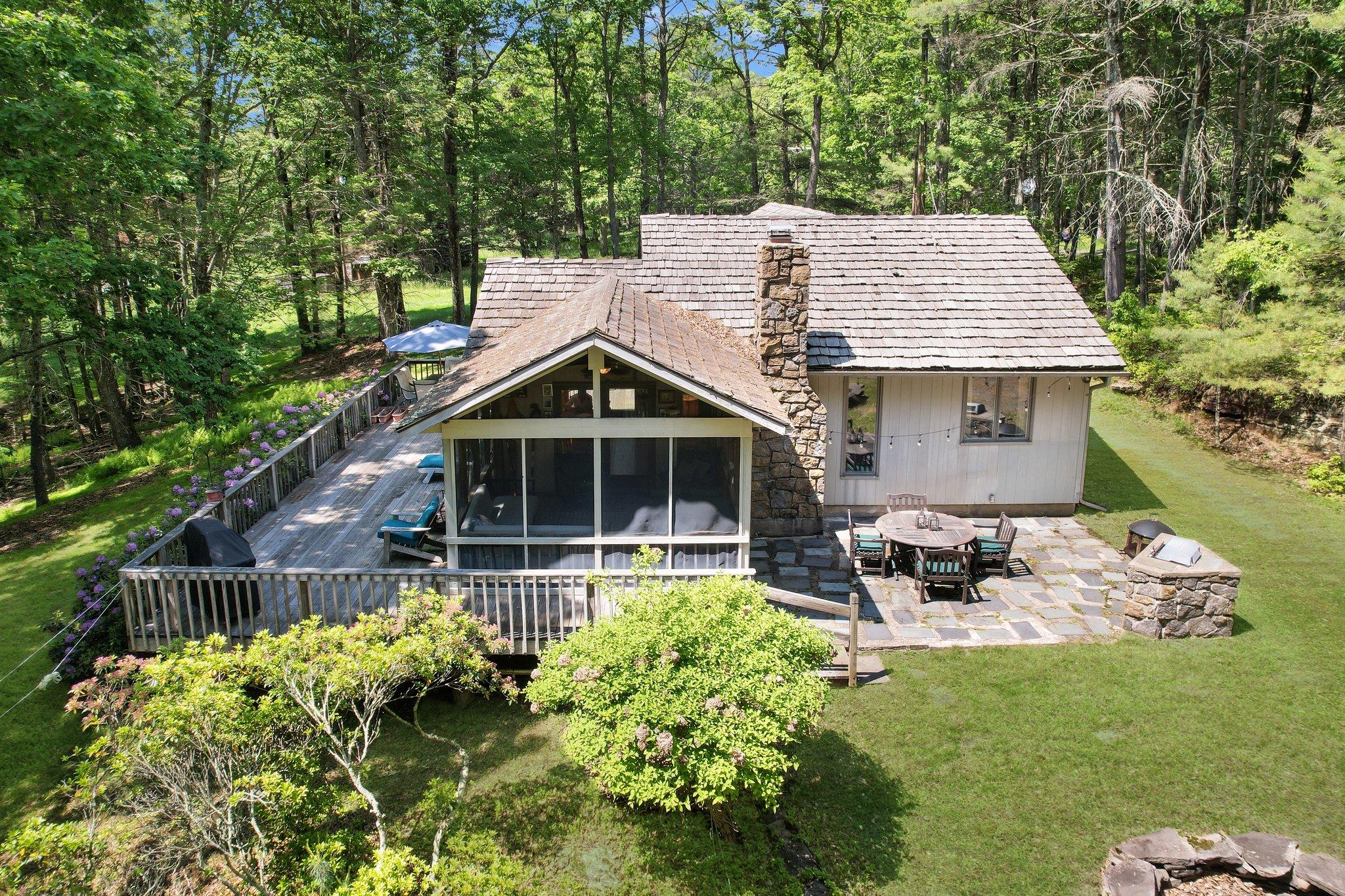 141 Mountain Laurel Lane