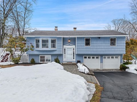 Homes For Sale - 9 Mercury Court<br/> Carmel, NY 10512