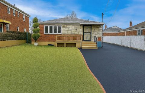 15633 86th Street Howard Beach NY 11414