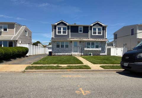 Homes For Sale - 64 Ketcham Avenue<br/> Nassau County, Hicksville, NY 11801