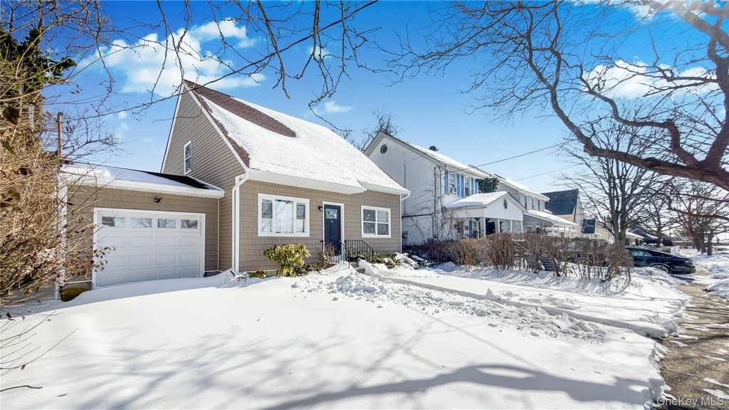 Photo of 58 Rutland Road, Freeport, NY 11520 (MLS # 956984)