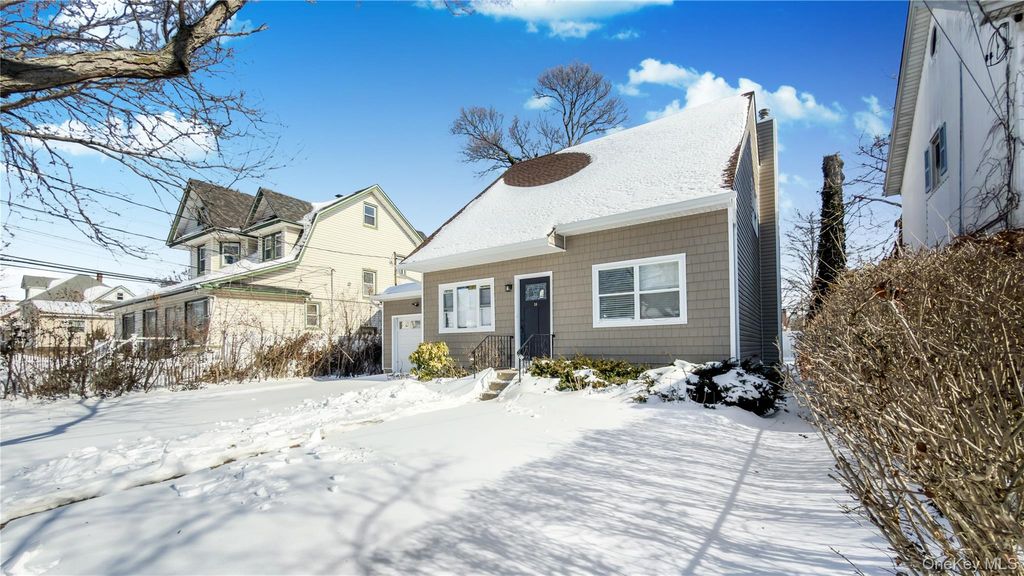 Photo of 58 Rutland Road, Freeport, NY 11520 (MLS # 956984)