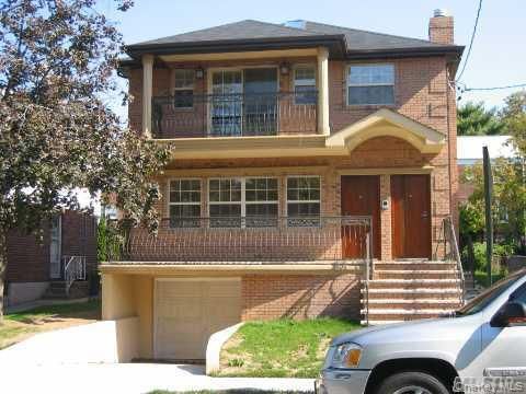 13-31 209th St Bayside NY 11360