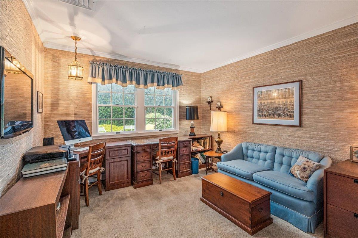 55 Osborne Road, Garden City, New York image 21