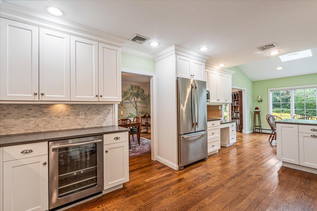 55 Osborne Road, Garden City, New York image 14