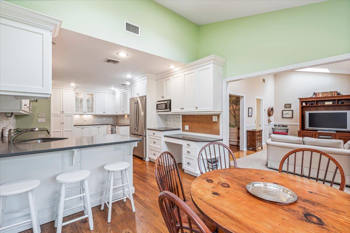 55 Osborne Road, Garden City, New York image 15