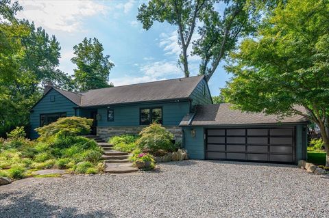 18 S Ridge Road Larchmont NY 10538