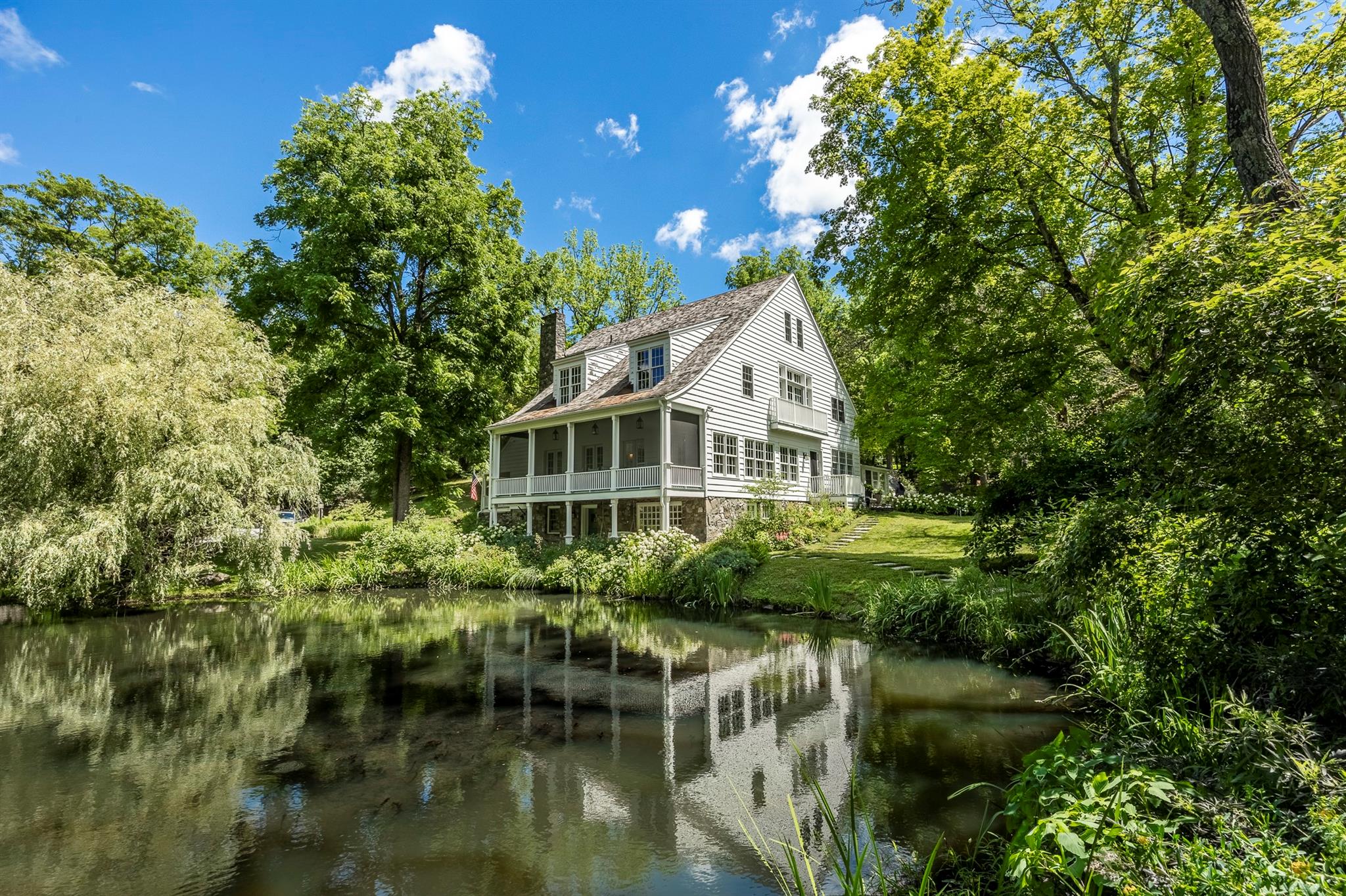 Schoolhouse Road, Staatsburg, New York - 5 Bedrooms  
6 Bathrooms - 