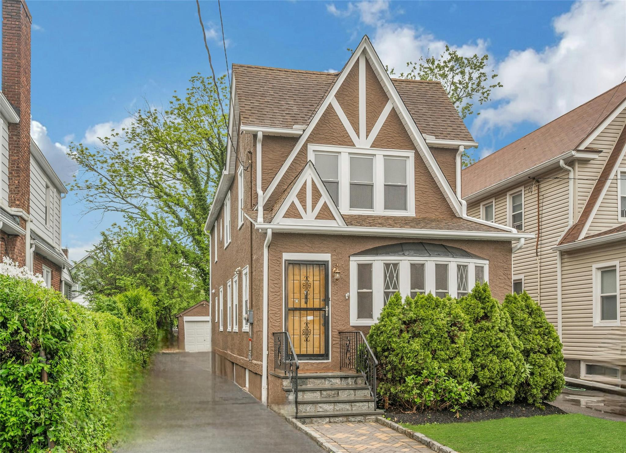 39 Crestmont Avenue, Yonkers, New York image 2