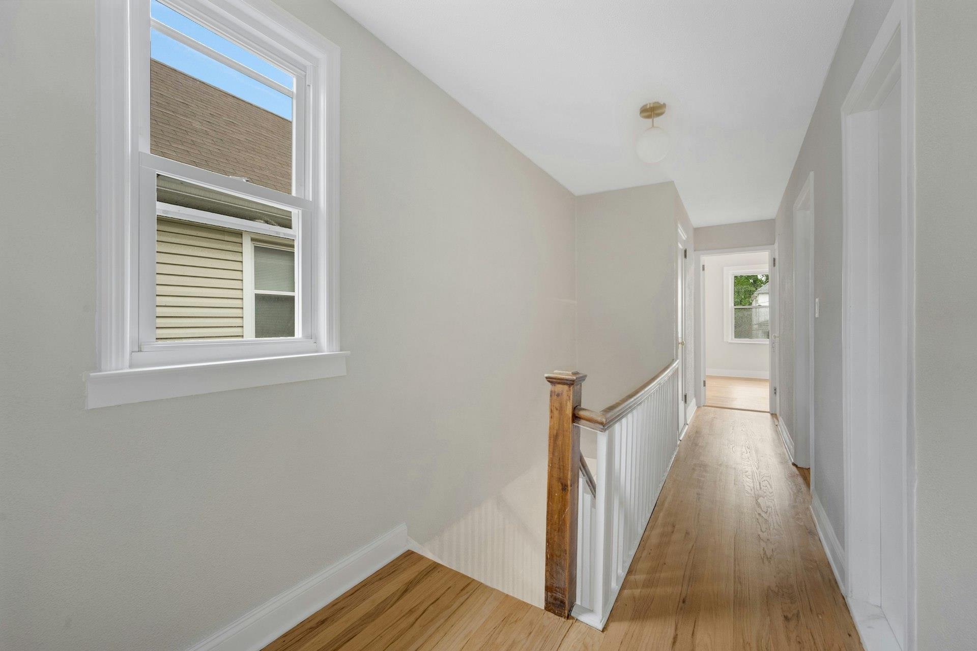 39 Crestmont Avenue, Yonkers, New York image 14