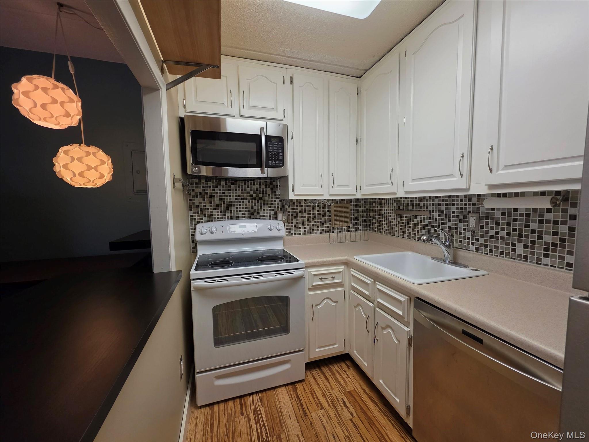 35 Park Avenue 3J