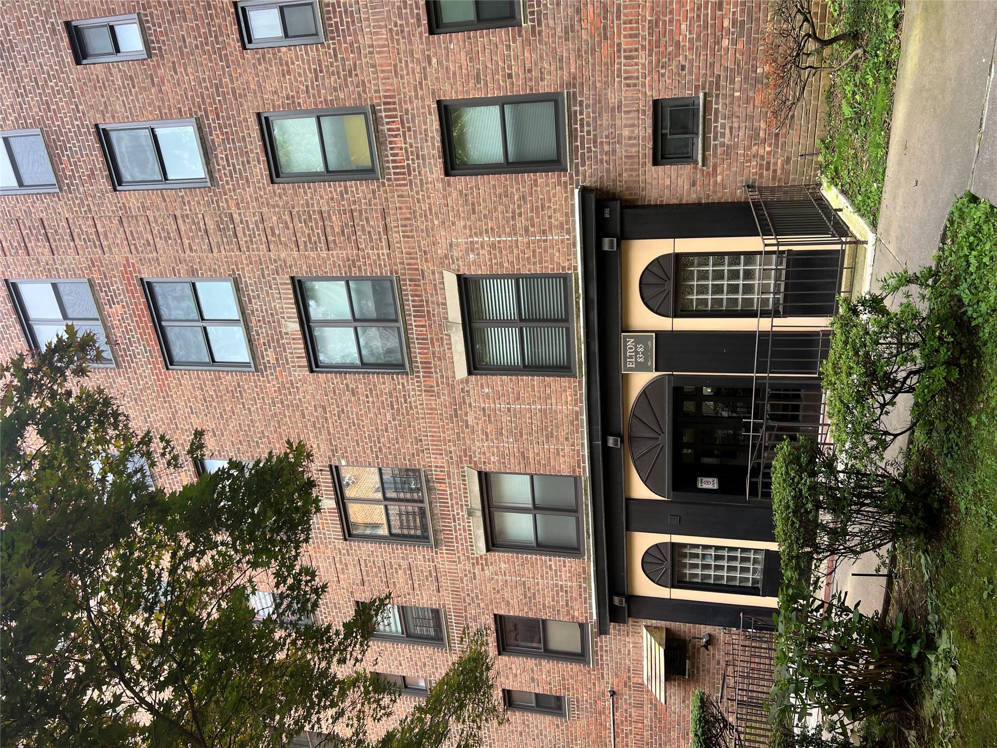 8385 Woodhaven Boulevard 3R