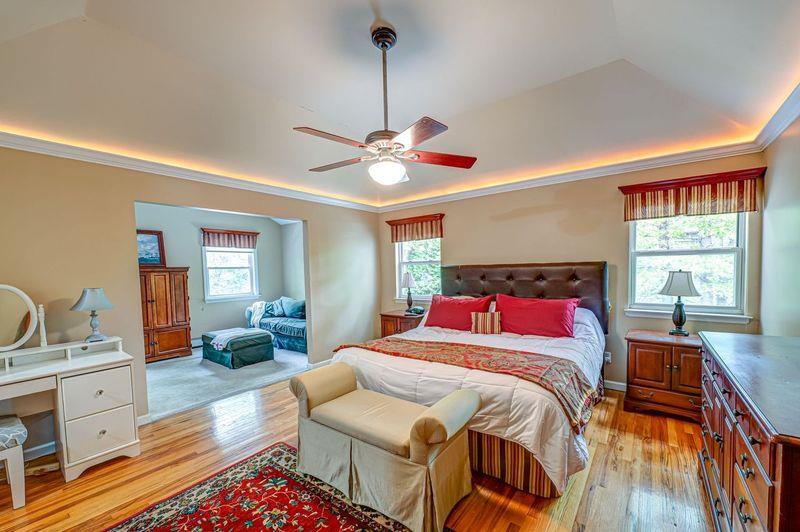 11 Daremy Lane, East Setauket, New York image 14