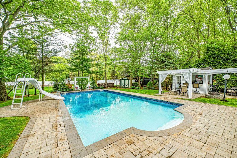 11 Daremy Lane, East Setauket, New York image 27