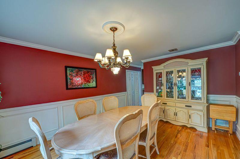 11 Daremy Lane, East Setauket, New York image 13