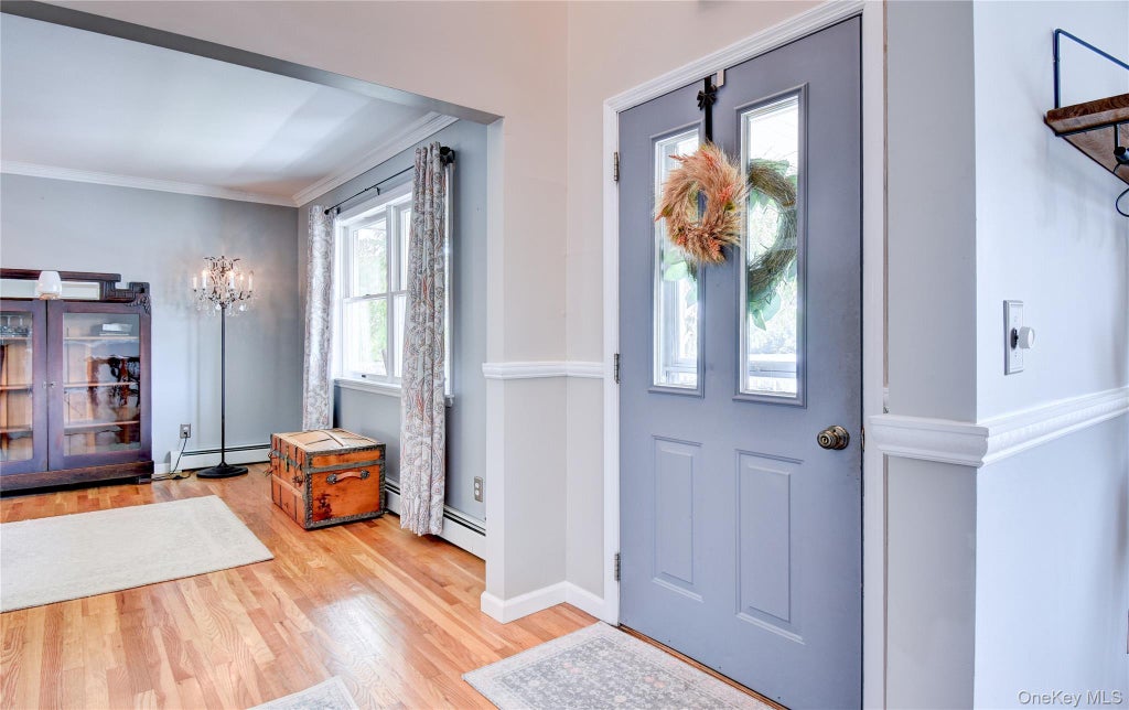 Photo of 24 Valley View Circle, Warwick, NY 10990 (MLS # 1028934)