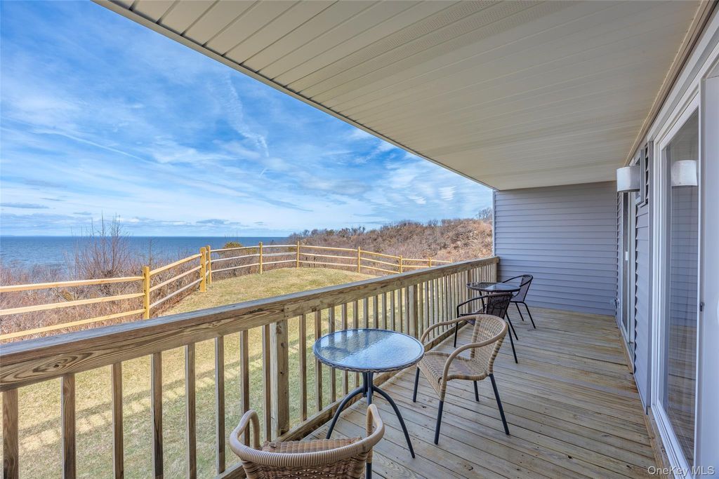 Photo of 805 Bluffs Drive N, Baiting Hollow, NY 11933 (MLS # 968860)