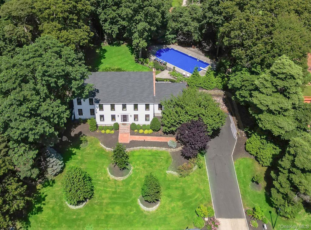 Photo of 9 Maureen Drive, Mount Sinai, NY 11766 (MLS # 957562)