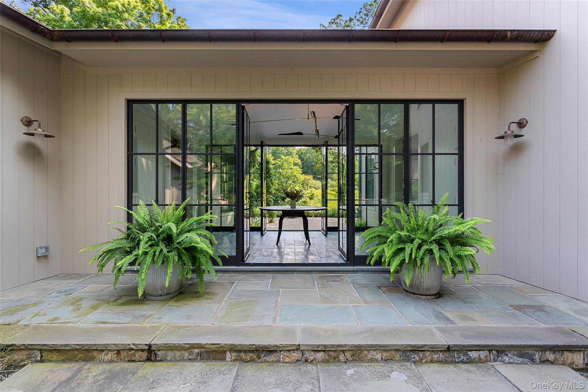 20 Mianus River Road