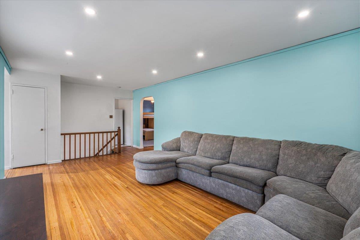 73-48 Springfield Boulevard #51B2, Bayside, New York image 14