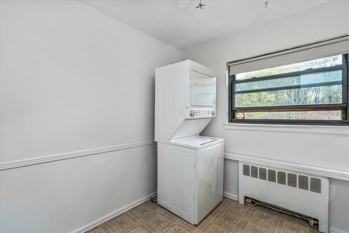 73-48 Springfield Boulevard #51B2, Bayside, New York image 7