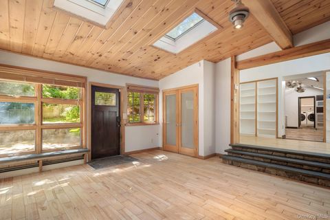 Tiny photo for 241 W Mt Airy Road, Croton-on-Hudson, NY 10520 (MLS # 908606)