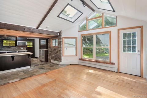 Tiny photo for 241 W Mt Airy Road, Croton-on-Hudson, NY 10520 (MLS # 908606)