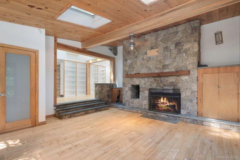 Tiny photo for 241 W Mt Airy Road, Croton-on-Hudson, NY 10520 (MLS # 908606)