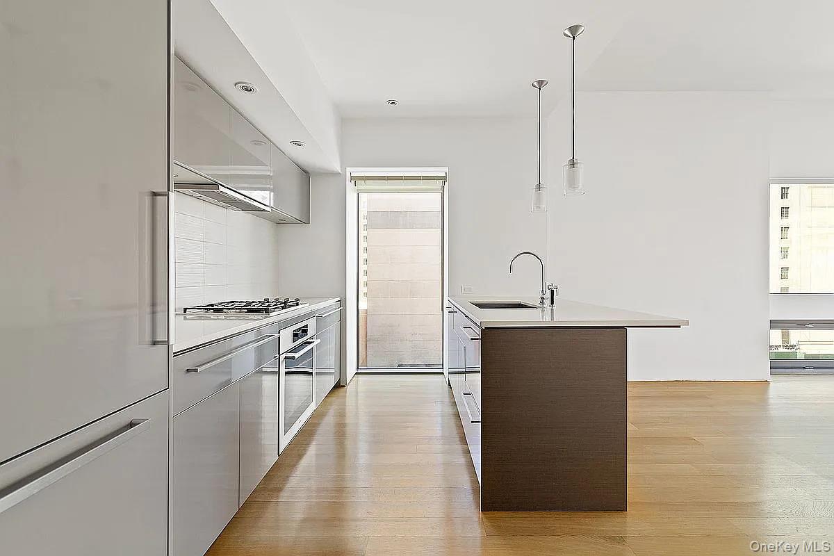 123 3rd Avenue 6A