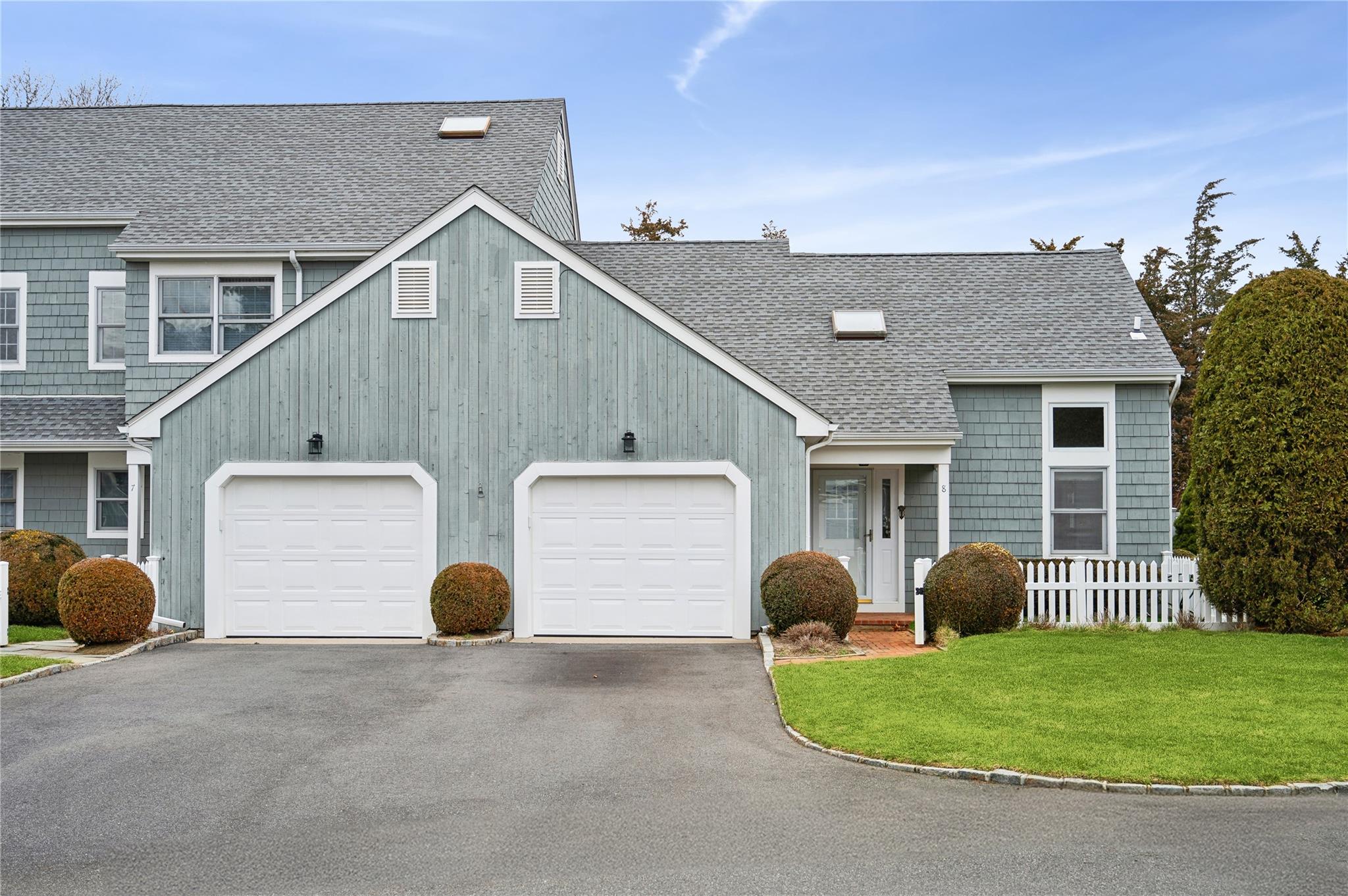 8 Brittany Lane, Westhampton Beach, New York image 19