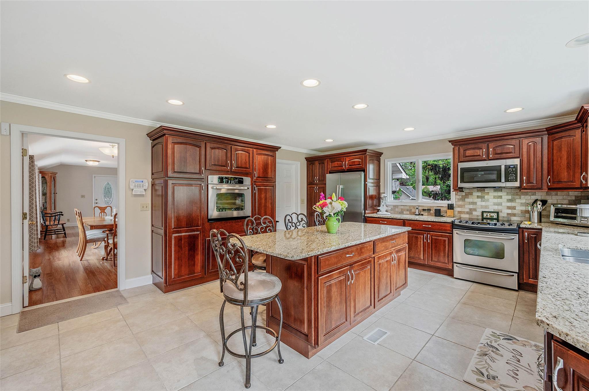 24 Richmond Hill Road, Sound Beach, New York image 23