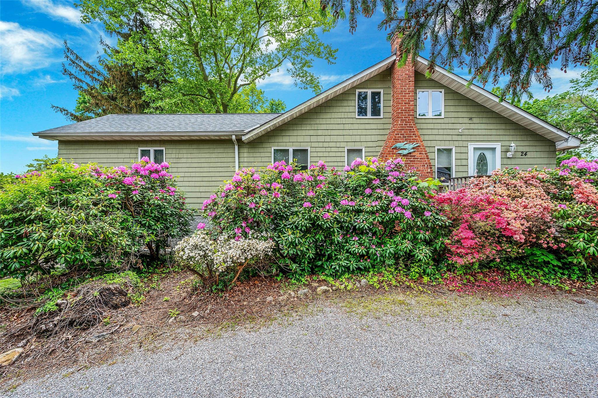 24 Richmond Hill Road, Sound Beach, New York image 3