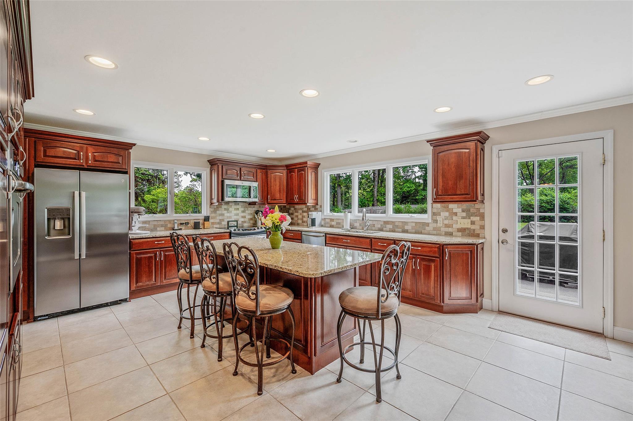 24 Richmond Hill Road, Sound Beach, New York image 22
