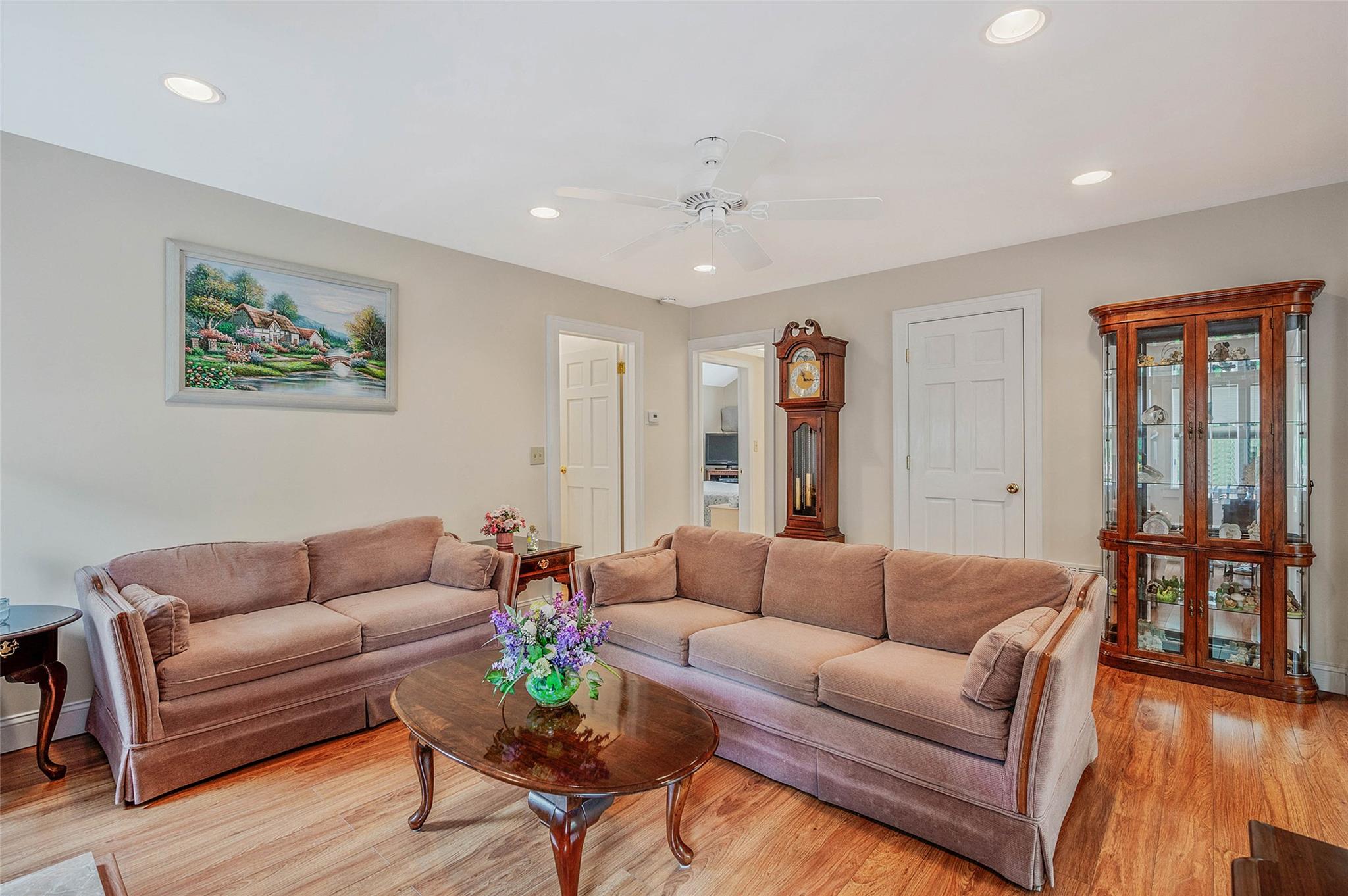 24 Richmond Hill Road, Sound Beach, New York image 11