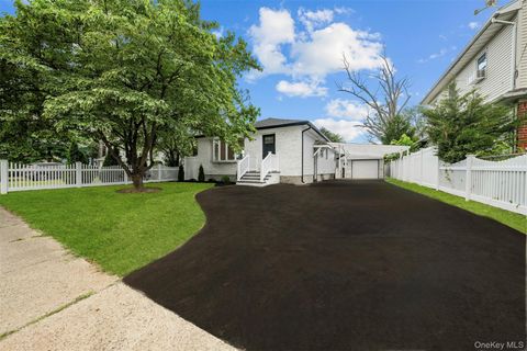 9 Grayston Street Westbury NY 11590