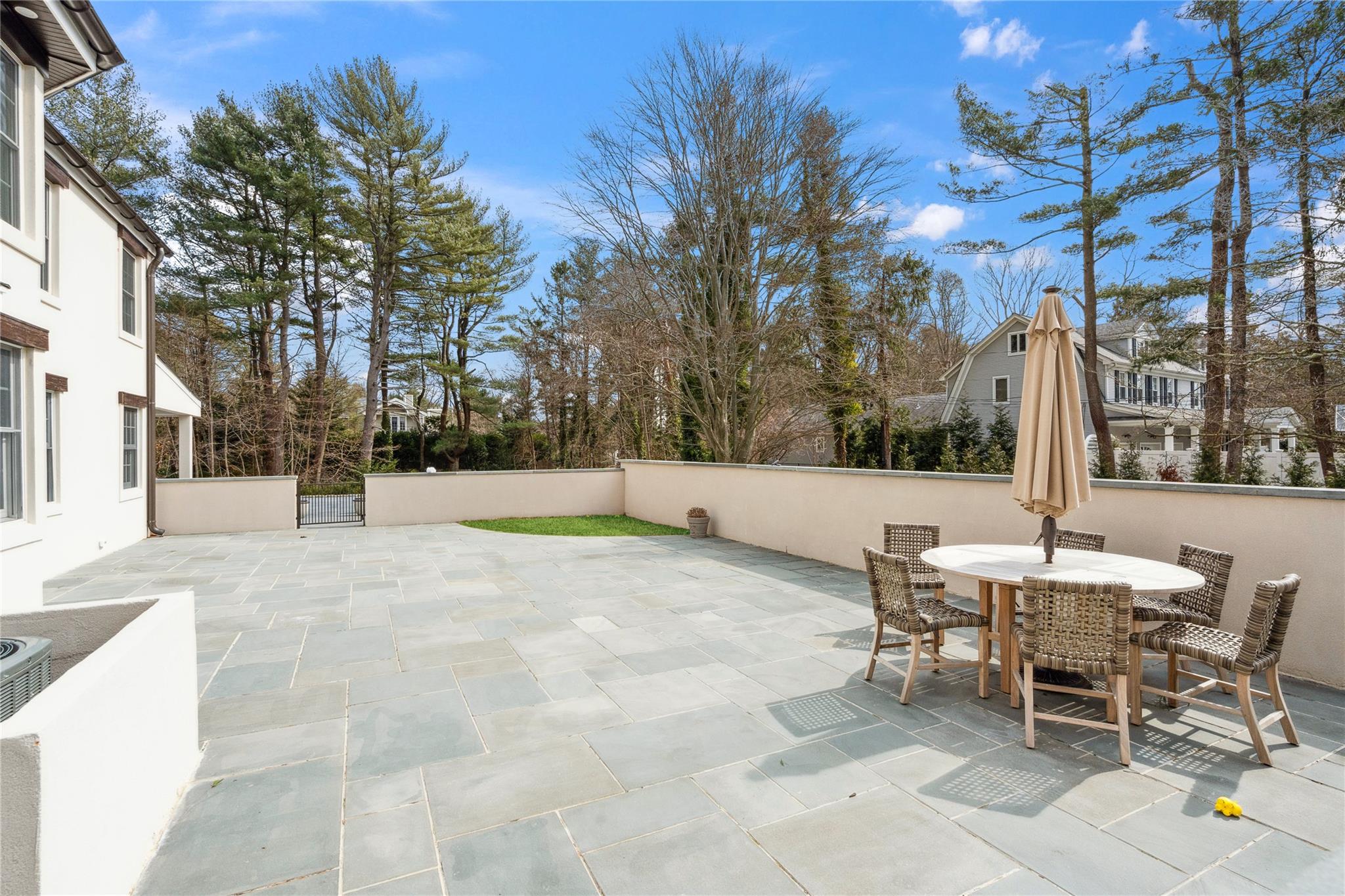 236 Berry Hill Road, Syosset, New York image 35